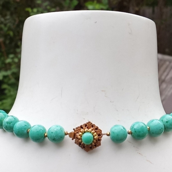 VINTAGE Miriam Haskell Turquoise Green Peking Glass Bead Choker Necklace